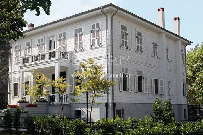 The white mansion in Ziverbey 34