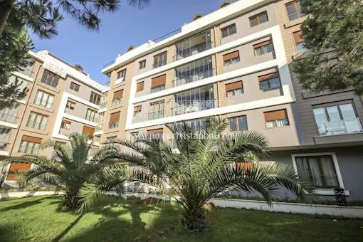 One of the units in Akpinar Sitesi