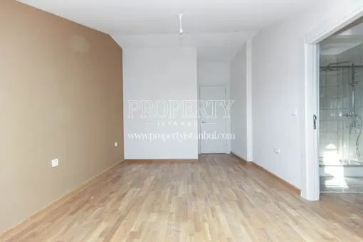 One of the units in Akpinar Sitesi