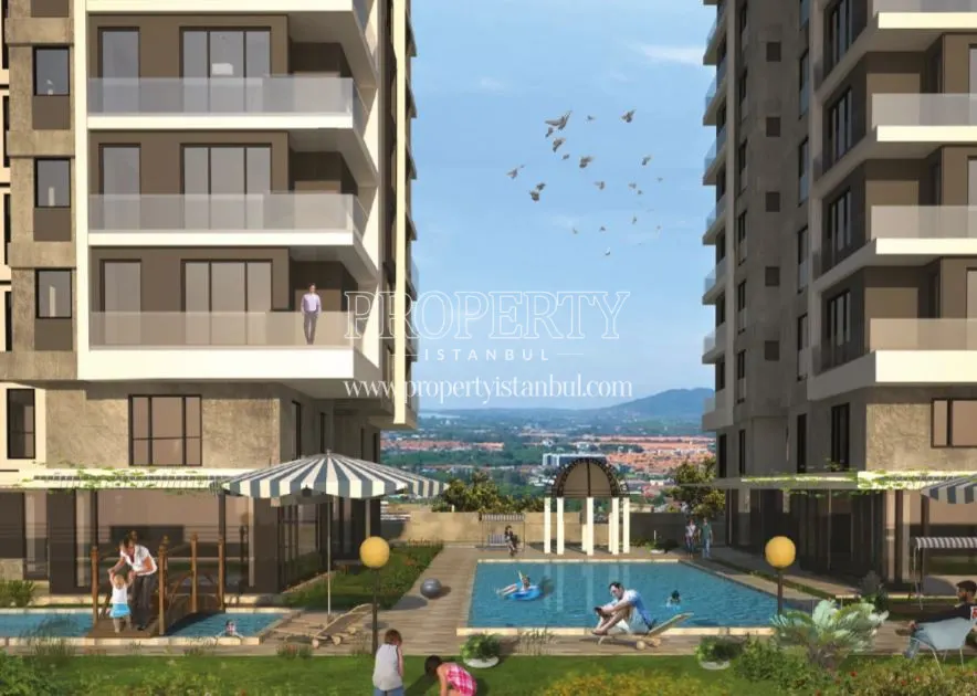 The swimming pool with two blocks in Cekmekoy Life