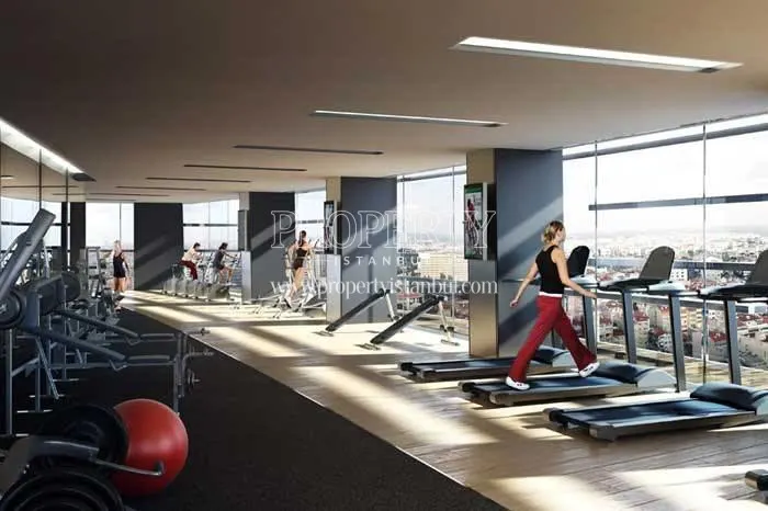 The women doing sport in the iTower Bomonti gym