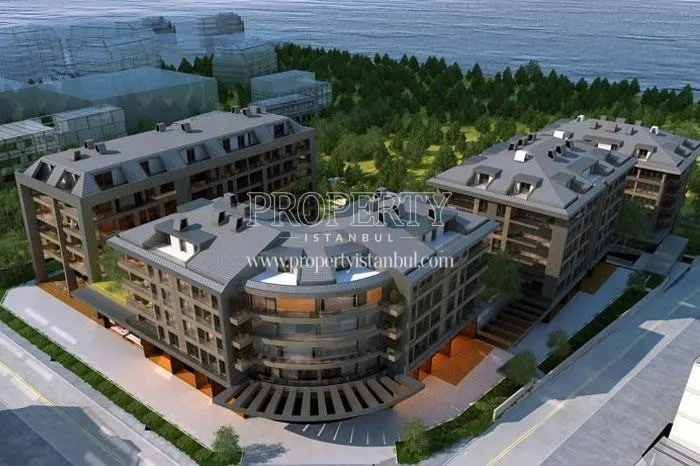 Lavinya Marmara 1 compound in front of the sea