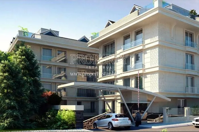 Marina Palas compound