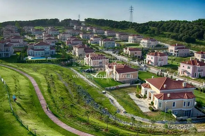 Neo Golpark Cevizli Mahallesi villas