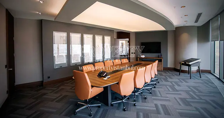 The meeting room in Spine Tower