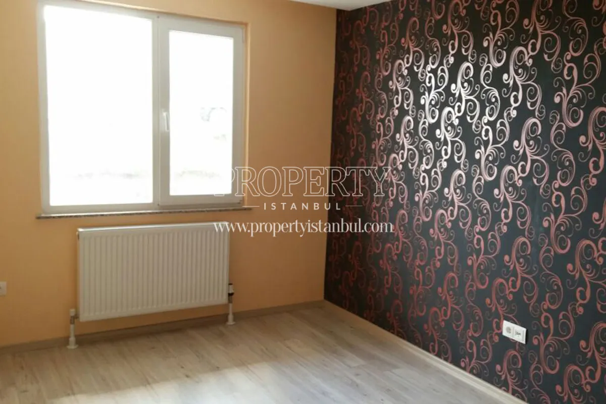 Empty room in Vadi Panorama project