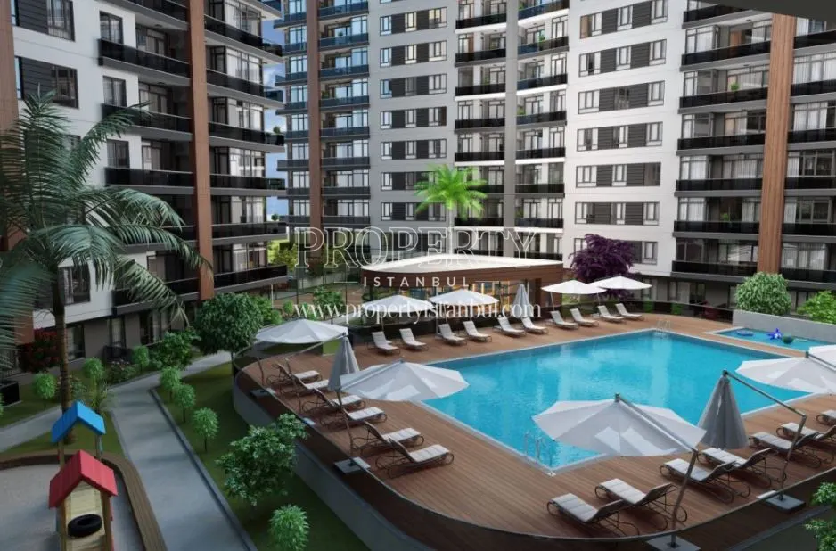 Aletha Moonpark swimming pool