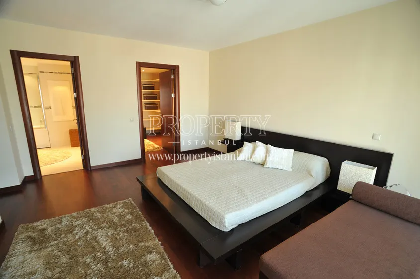 Almondhill bedroom