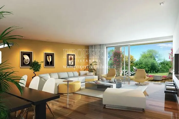 Spacious living room in Antorman