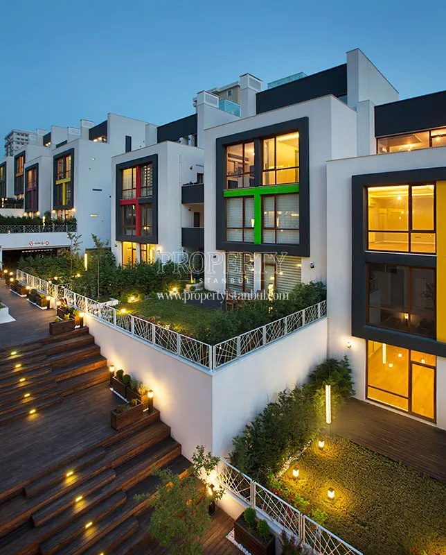 Arterium Villas at night