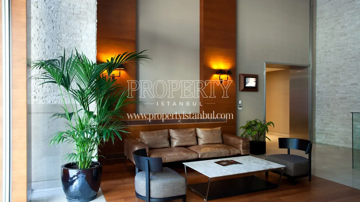 Bellevue lobby