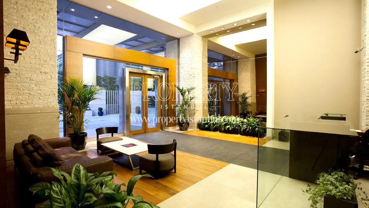 Bellevue Residence lobby
