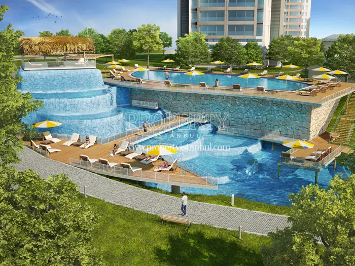 Outdoor swimming pools in the Brandium Atasehir garden