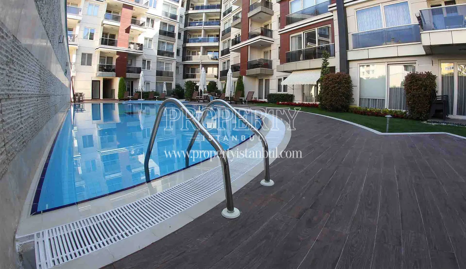 Corner Apartments swimming pool