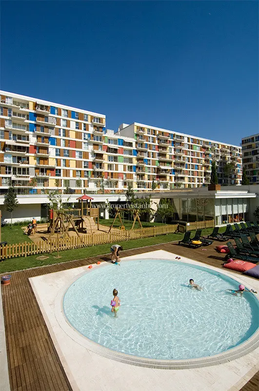 Evidea swimming pool