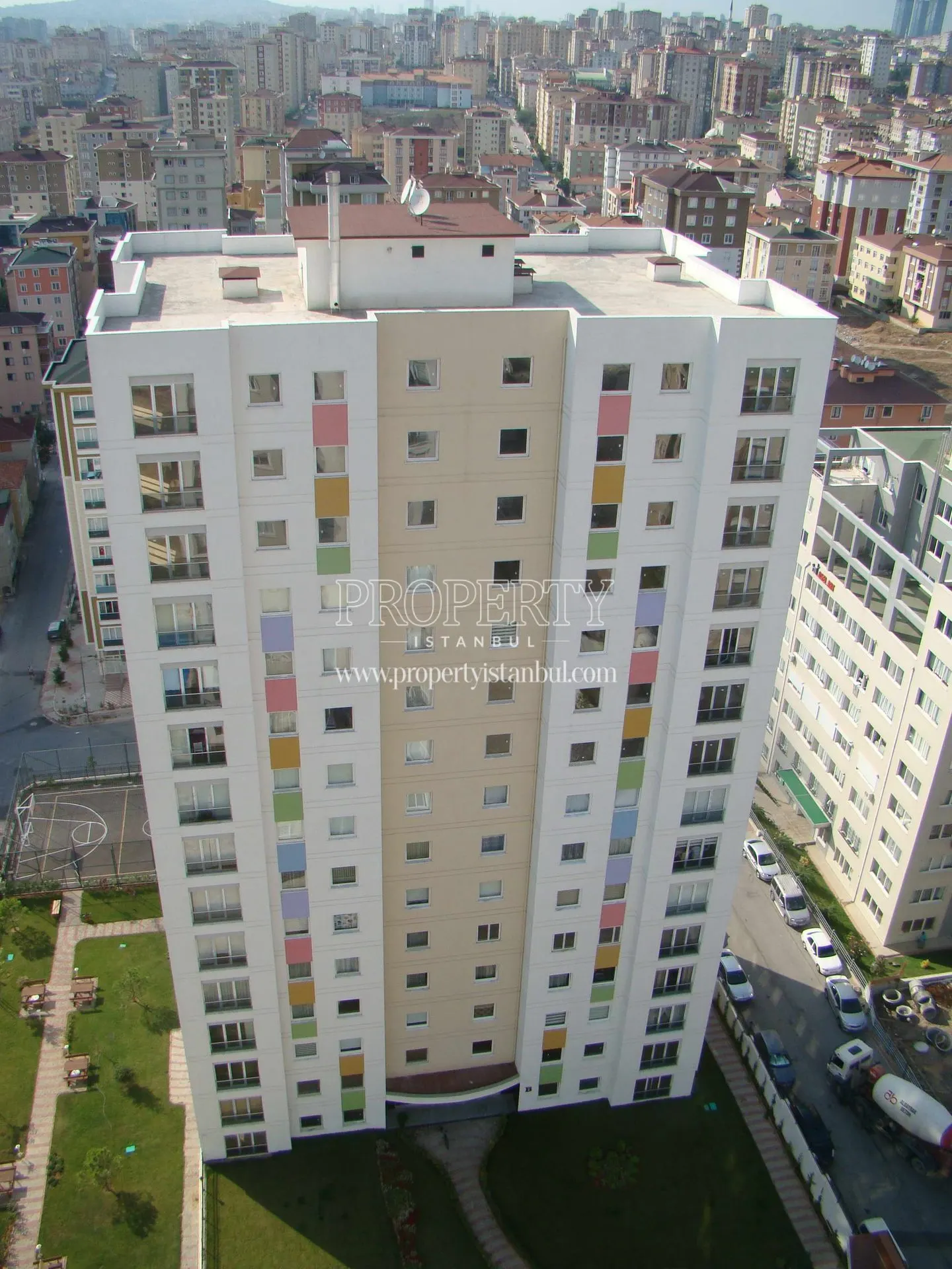 A block view in Evona Park Atasehir from the top