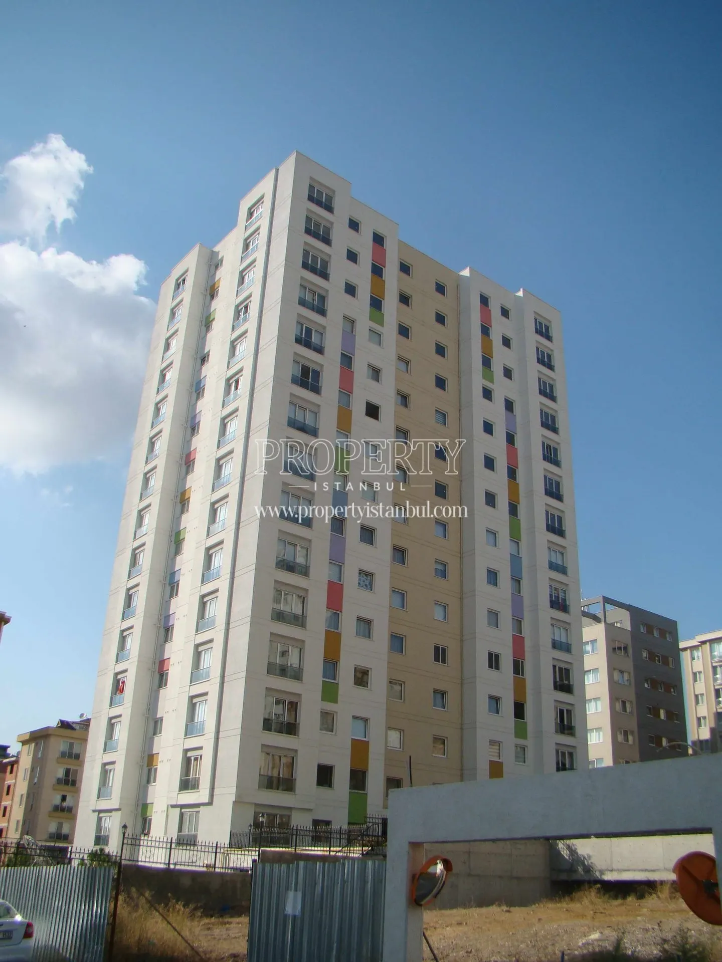 One of the buildings in Evona Park Atasehir