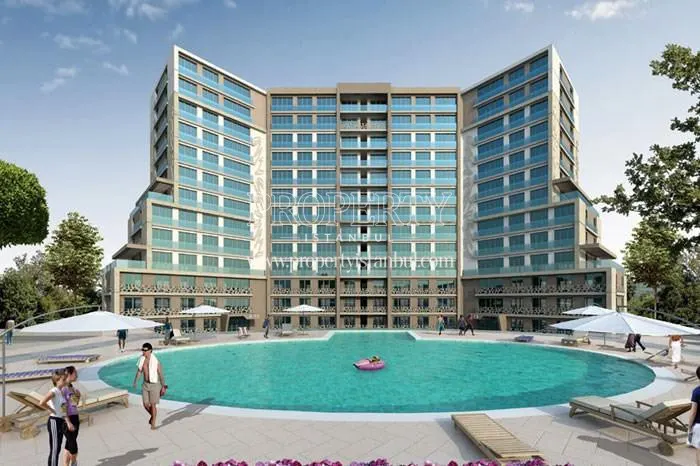 The swimming pool in the Evora Istanbul project