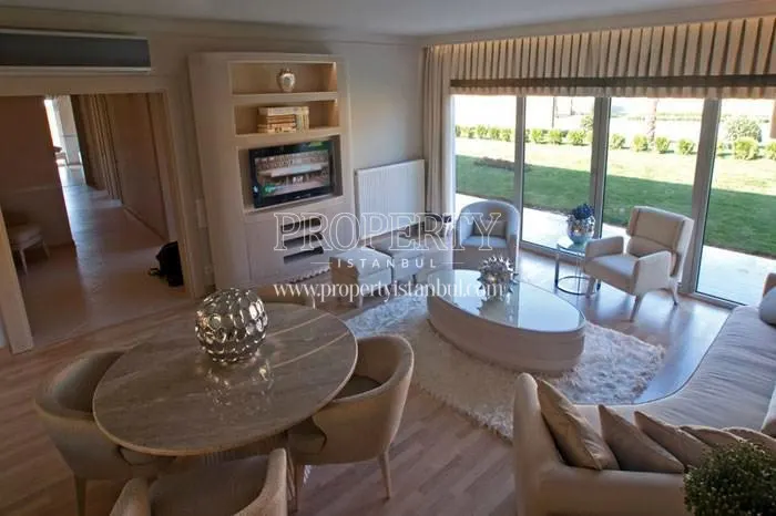 A living room in Evora Istanbul