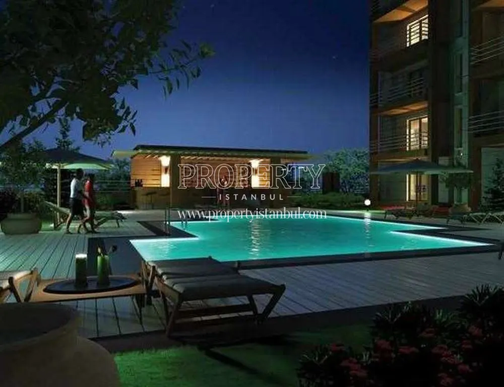 Fantasia Elite Residence swimming pool at night
