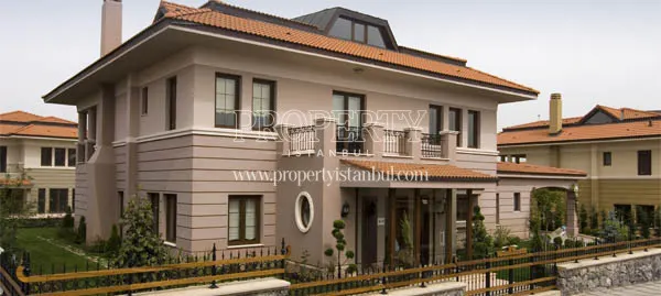Big single houses in Greenium Evleri