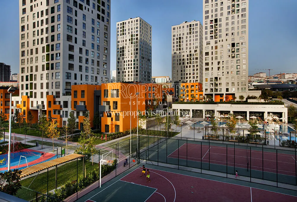 Basketball court in Hep Istanbul