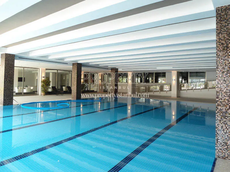 Inci Residence Atasehir indoor swimming pool