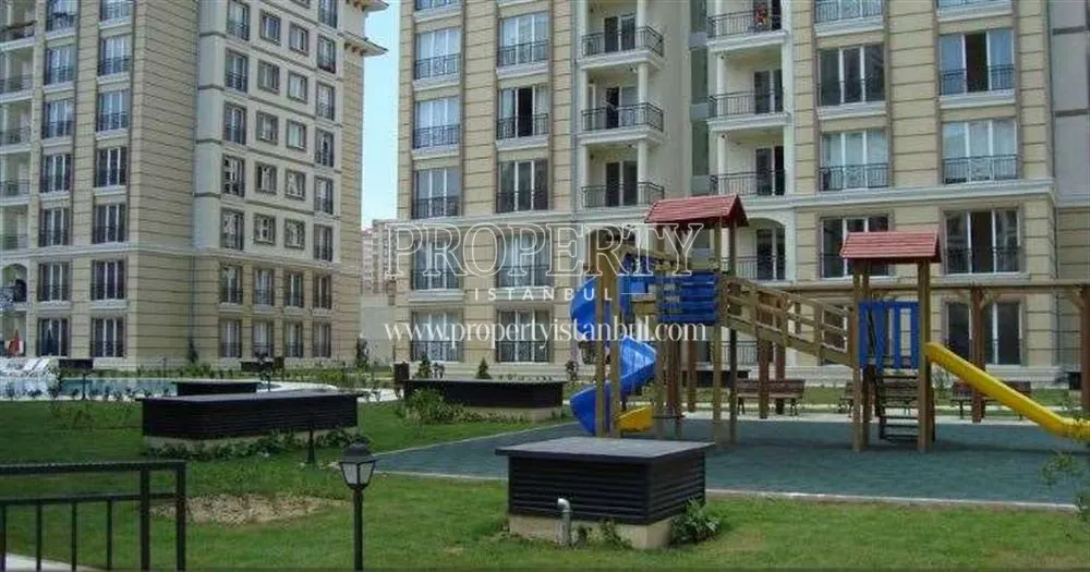 Isthanbul Evleri playground area