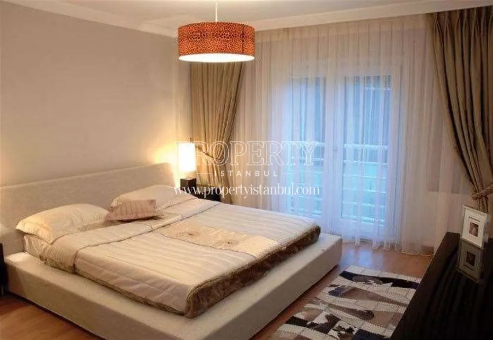 A bedroom in the Kemerpark project