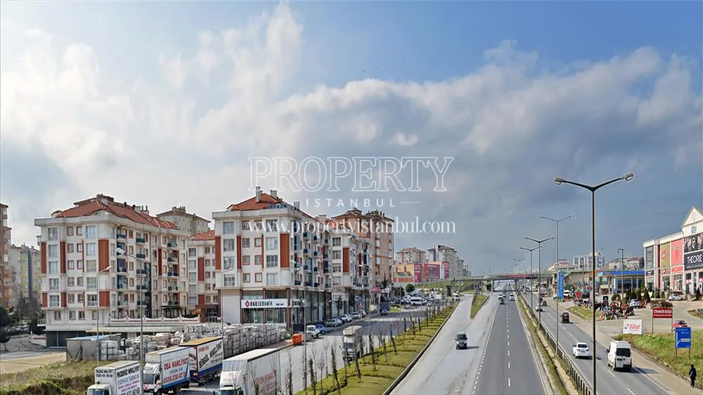 Lavinya Park blocks near the highways
