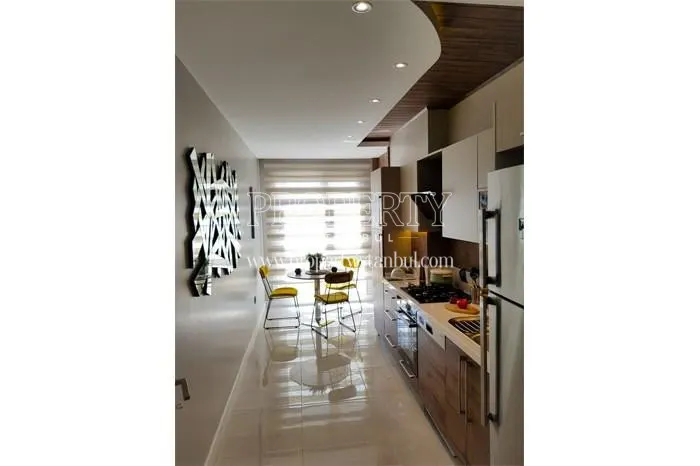 A kitchen in Lionia Yasam