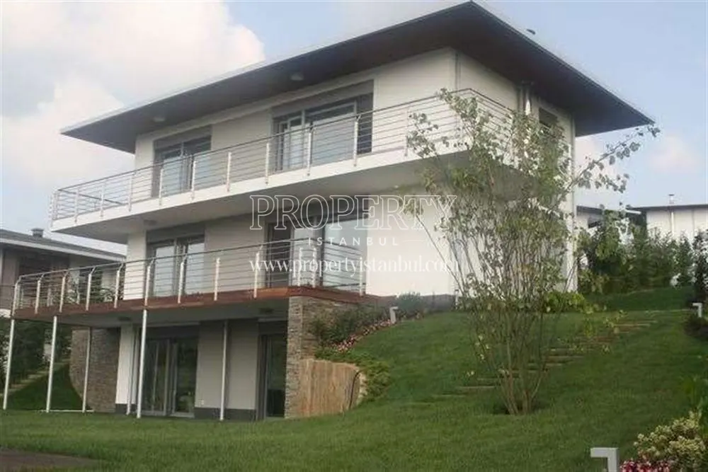 A villa in Mayavera Evleri