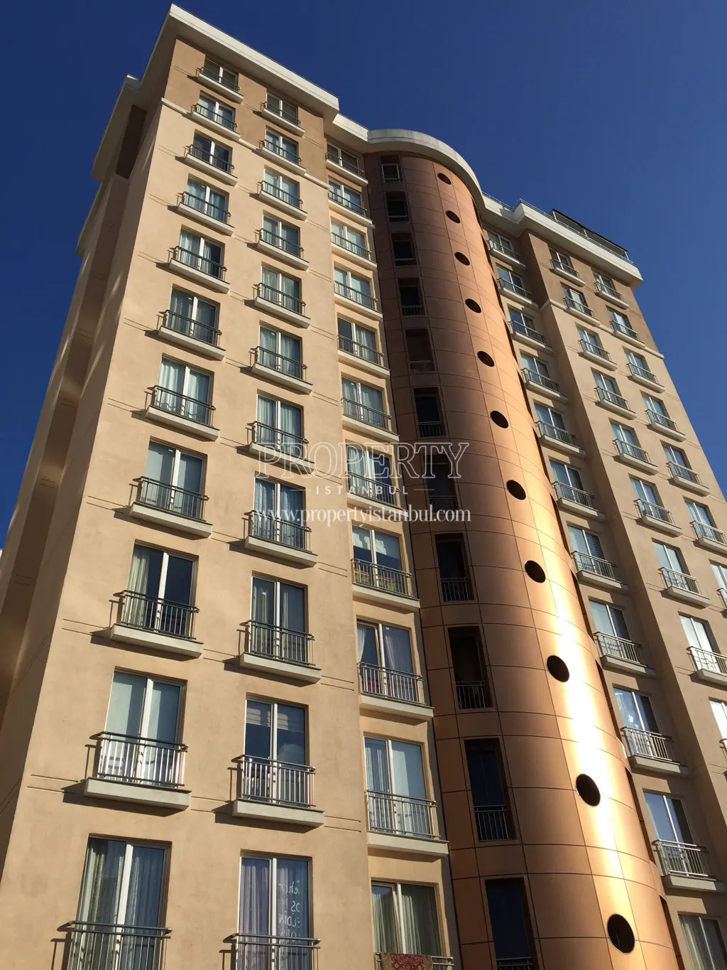 Mimoza Downtown building