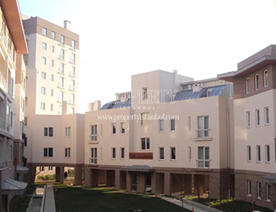 Miyansera building