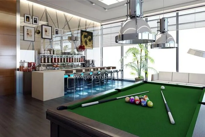 Billiards hall in the Monumento Kartal tower