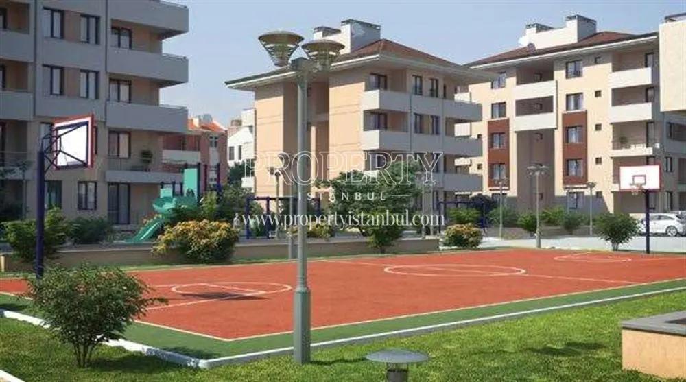 Basketball court in Nayla Konaklari