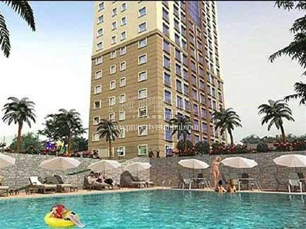 NevPark Atasehir outdoor swimming pool