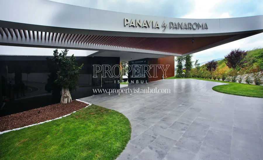 The gate of the Panavia compound