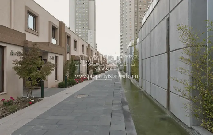 Regnum Astrum Towers homes