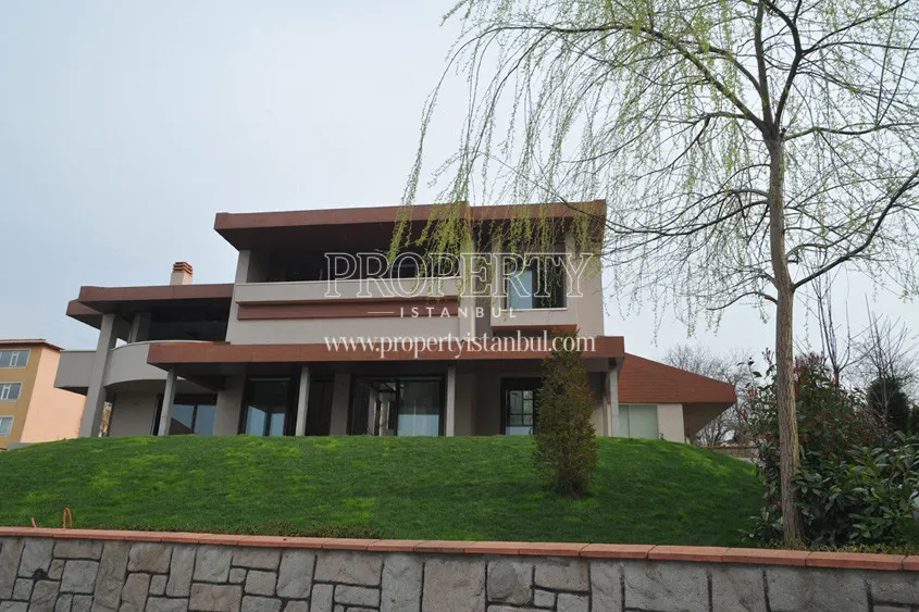 A villa in Resadiye Villalari