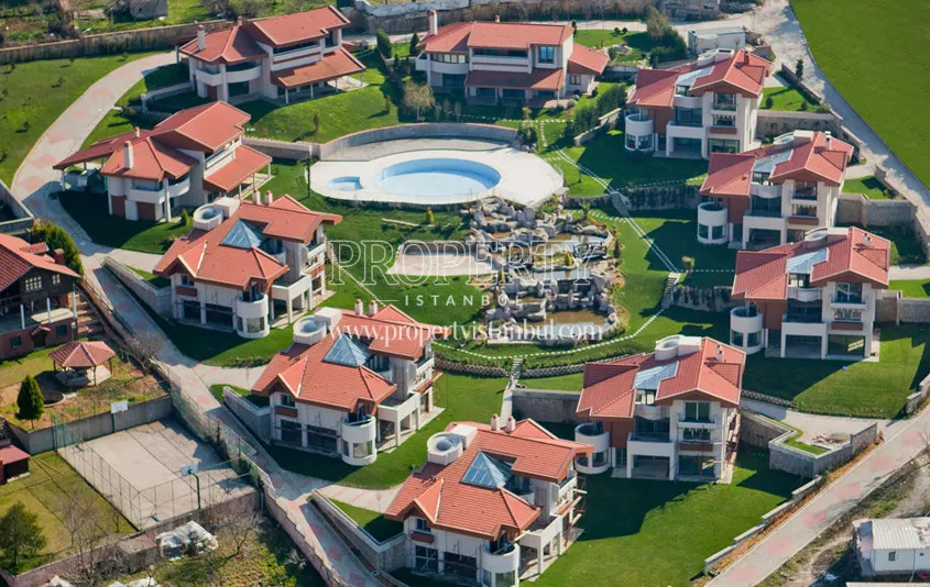 Resadiye Villalari compound