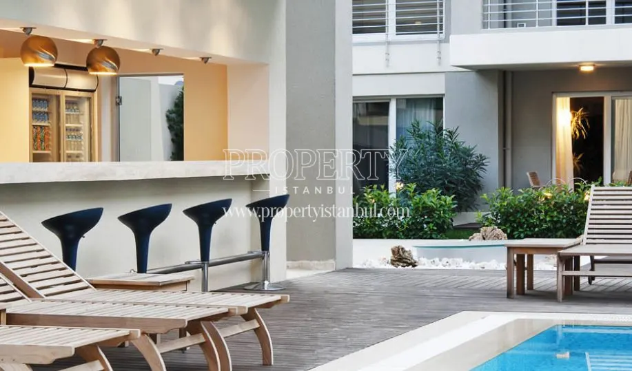 Saban Residence swimming pool