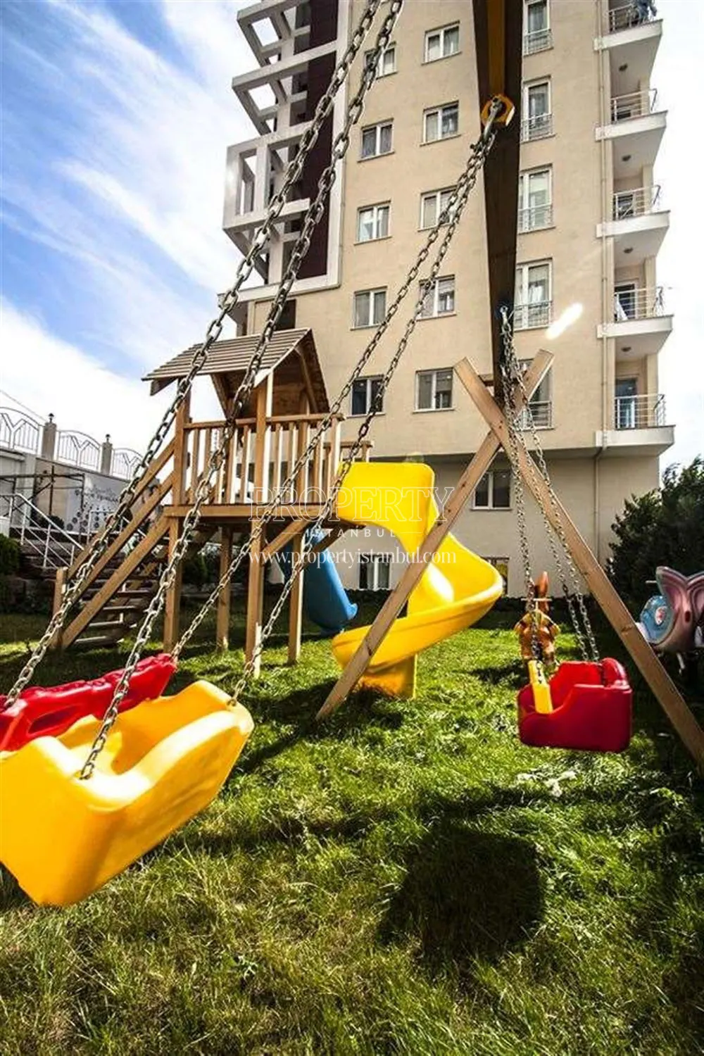 The playground for children in the Sehir Isiklari project