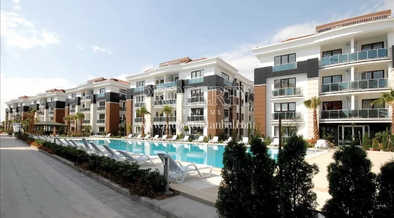 Sunrise Residence blocks with the swimming pool