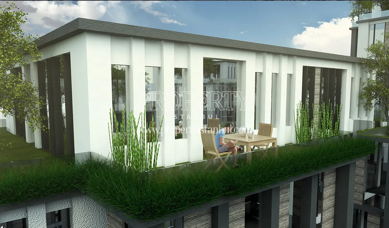 A unit balcony in Zer Levent