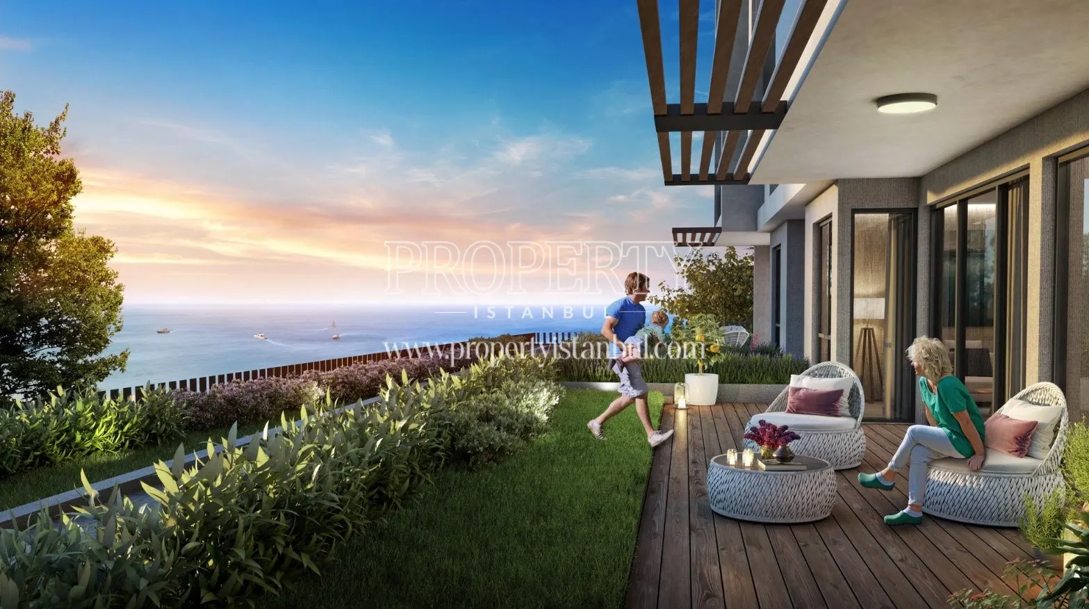The green terrace of the Palm Marin units