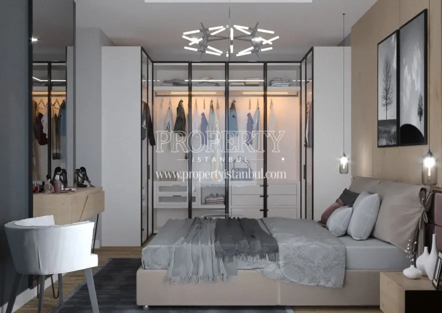 White-furnished master bedroom in Mars 19