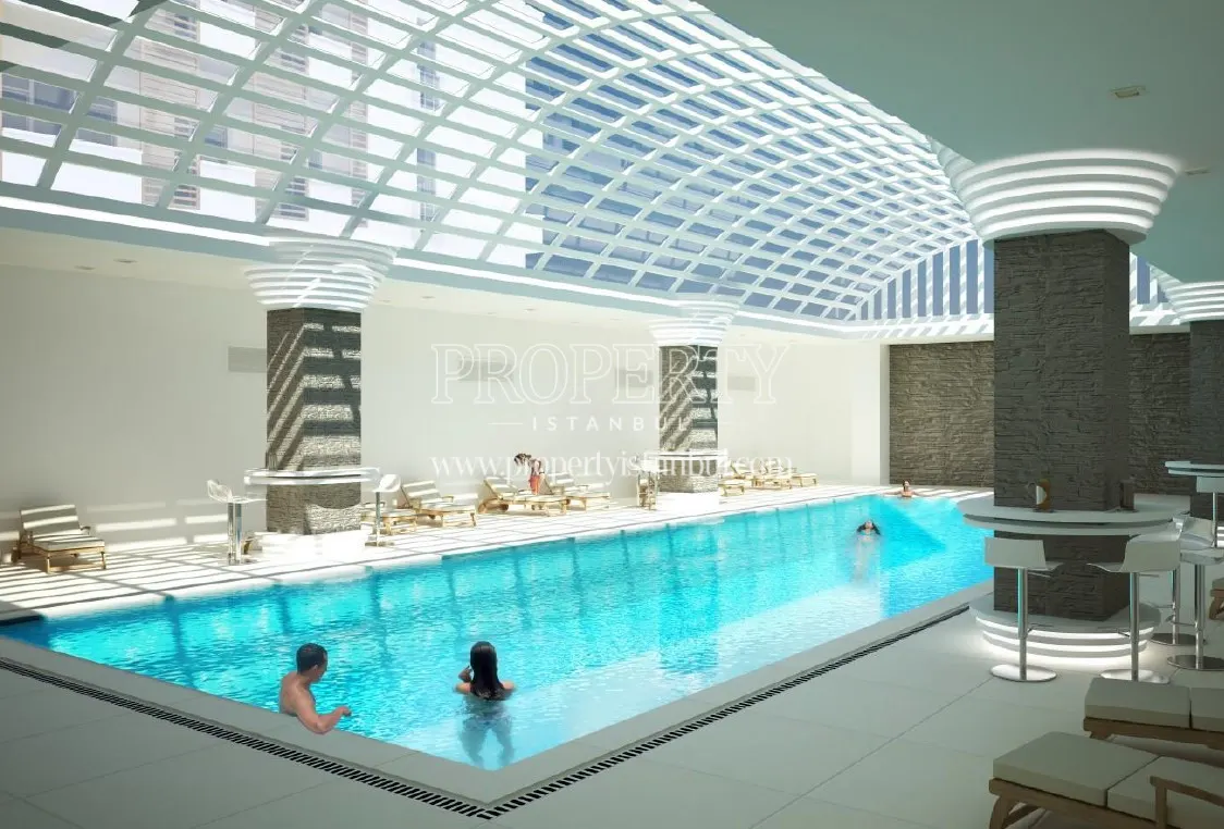 Indoor swimming pool in Yalcintepe Residence