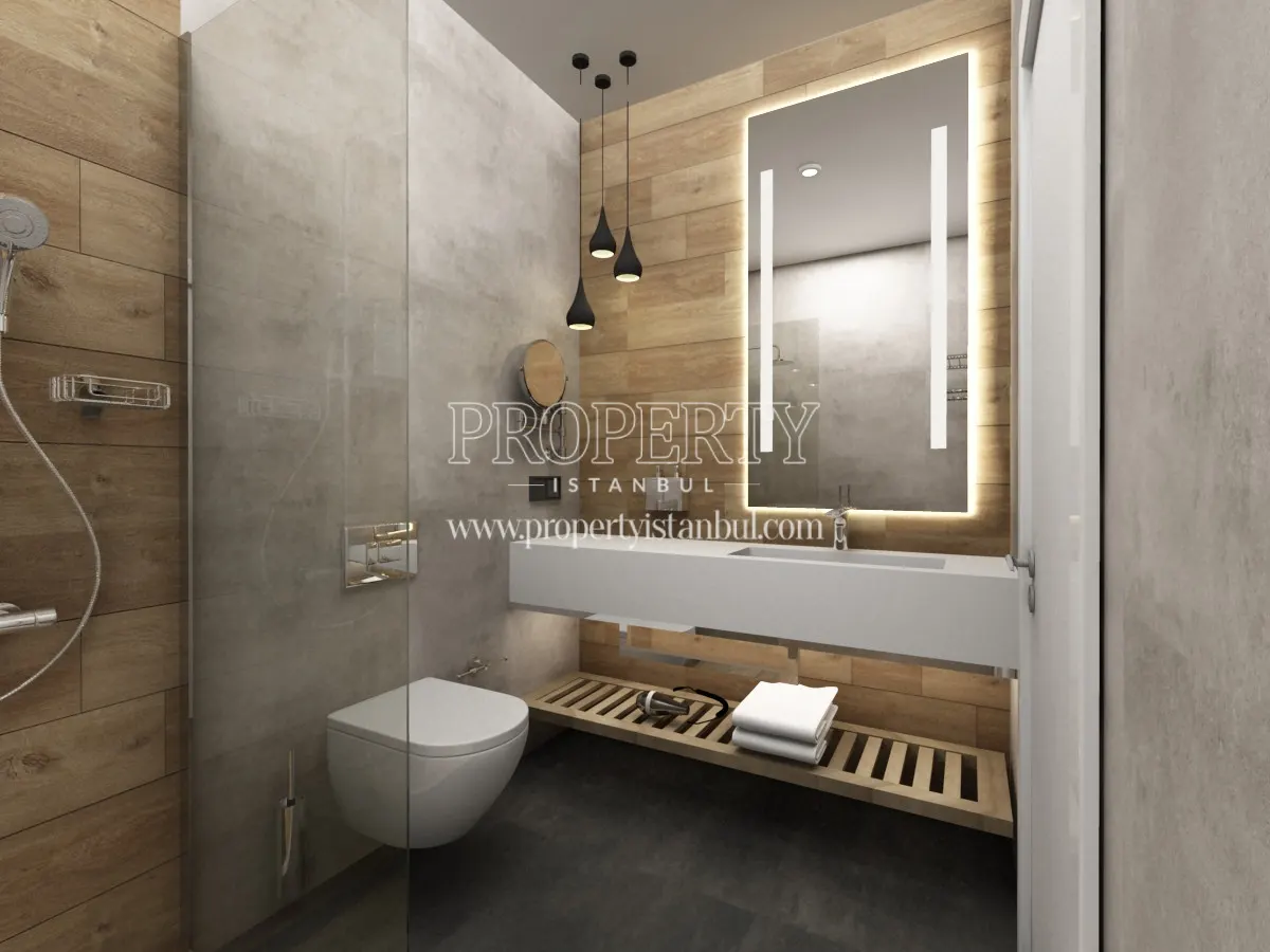Small bathroom in Wyndham Days Hotel