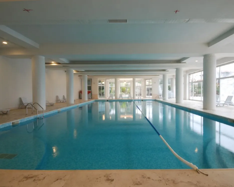 Indoor swimming pool in Arkeon Evleri